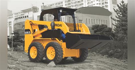 HYUNDAI SKID STEER LOADER Equipped with Tier 3 